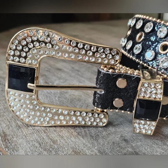 NWT Black and Gold Western Concho Rhinestone Embellished Women's Belt - Picture 3 of 6